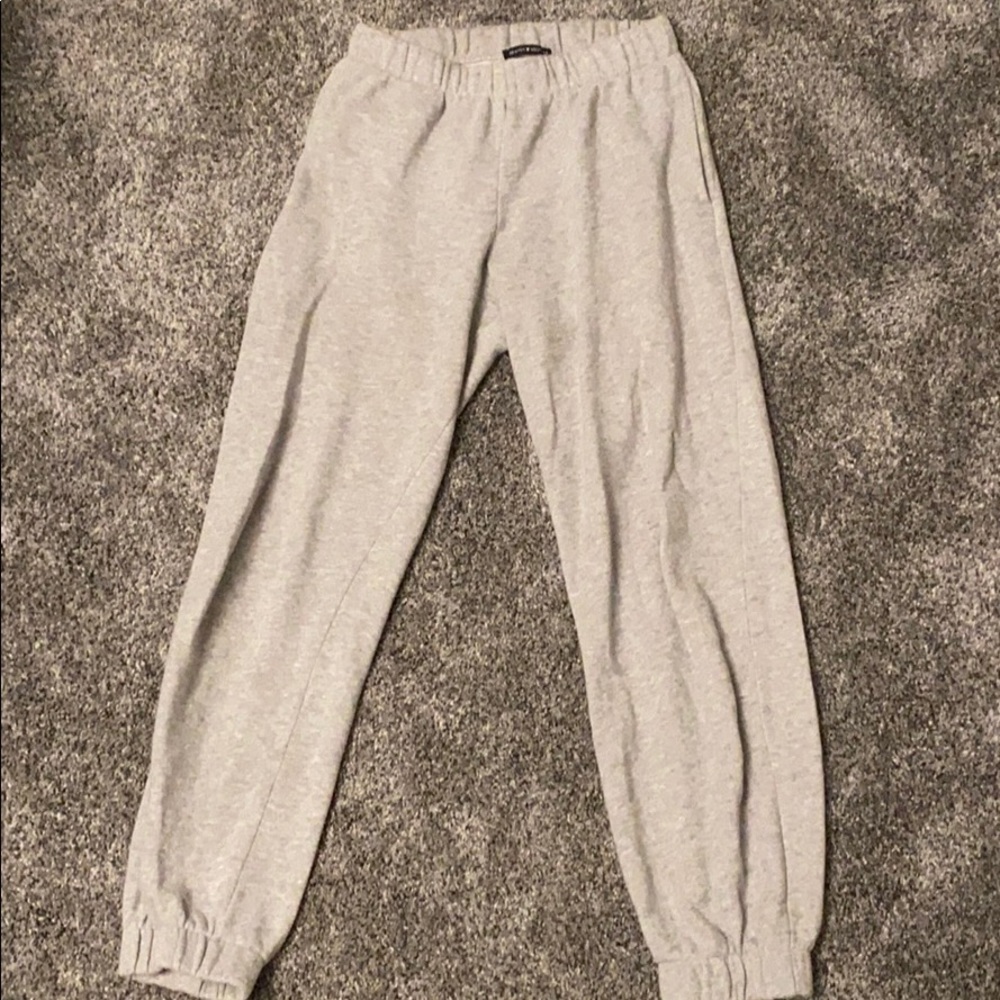 Cute brandy Melville sweatpants